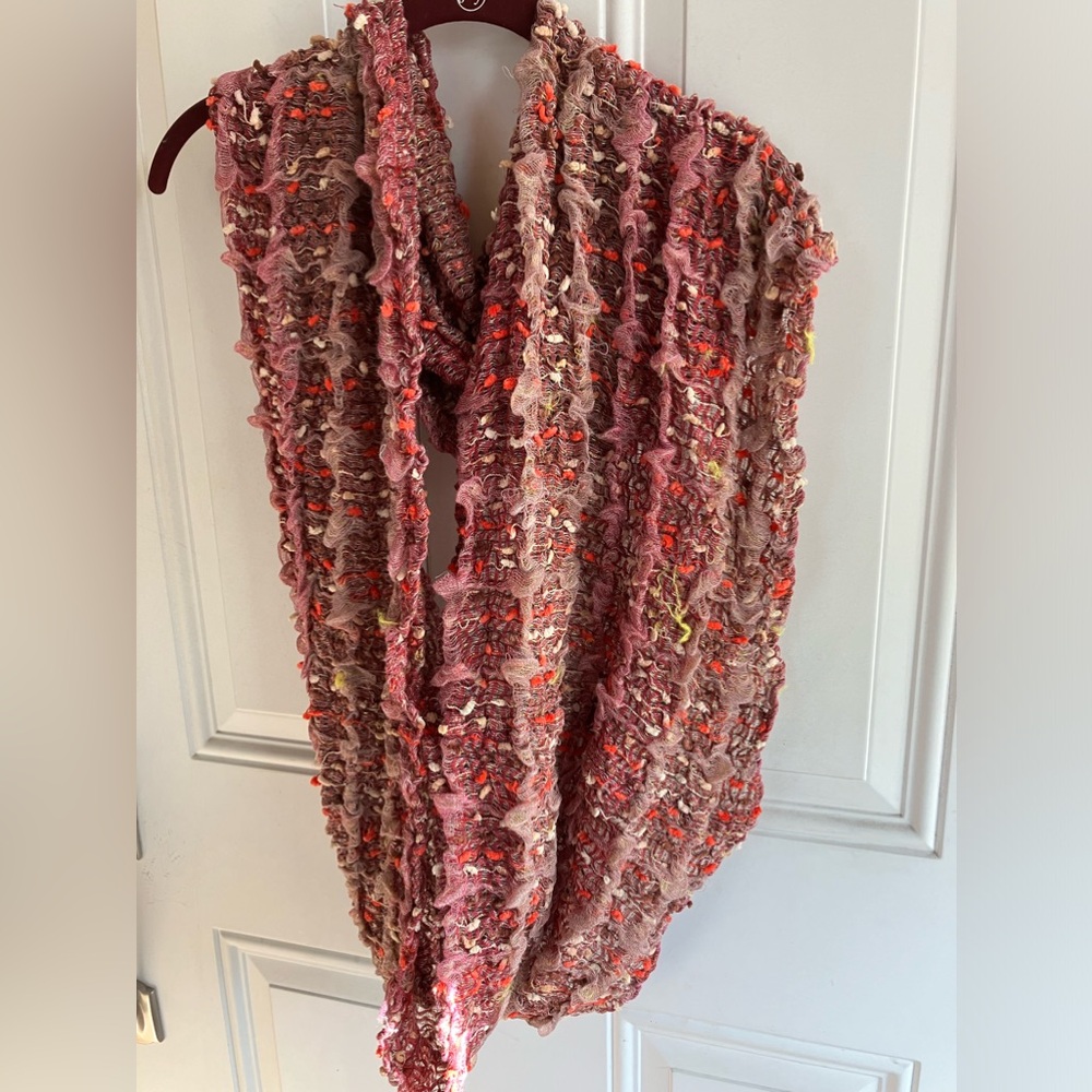 Infinity scarf